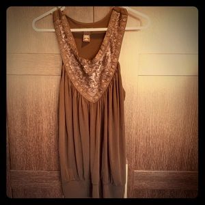 MODA international tip with sequin detail